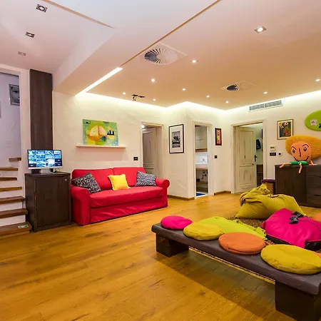 Artien With Swimming Pool Villa