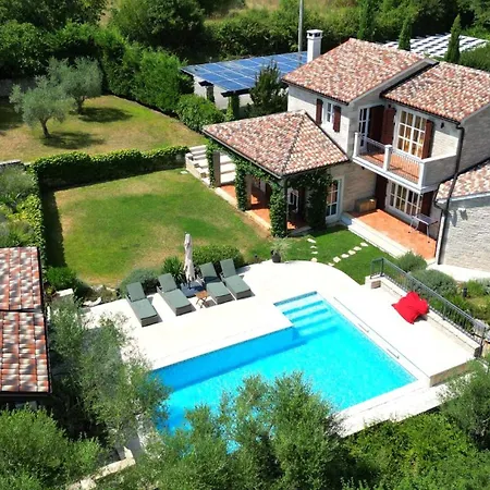 Artien With Swimming Pool Villa Baderna
