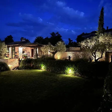 Villa Artien With Swimming Pool Baderna