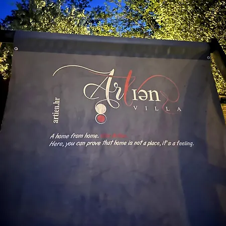 Artien With Swimming Pool * Baderna